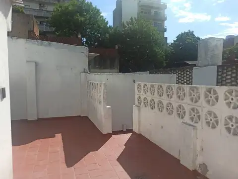 Depto Tipo Casa en Alquiler 56 años