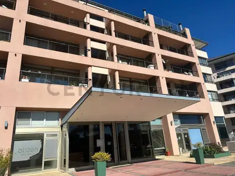 Av del Mirador 200, Piso 3