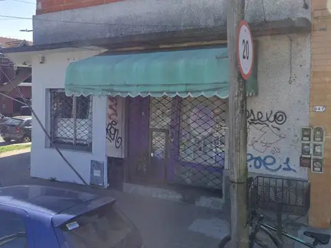 LOCAL CON MUY BUENA UBICACION