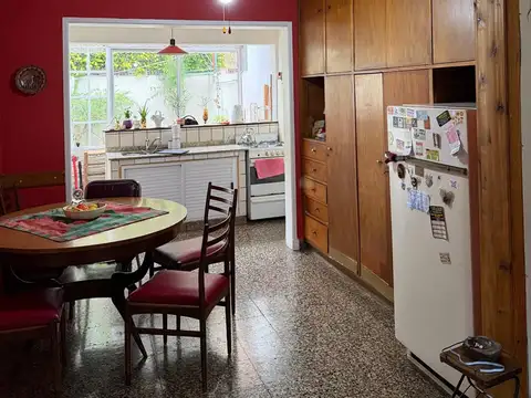 Casa Chalet  en Venta en Lomas de Zamora, G.B.A. Zona Sur, Argentina