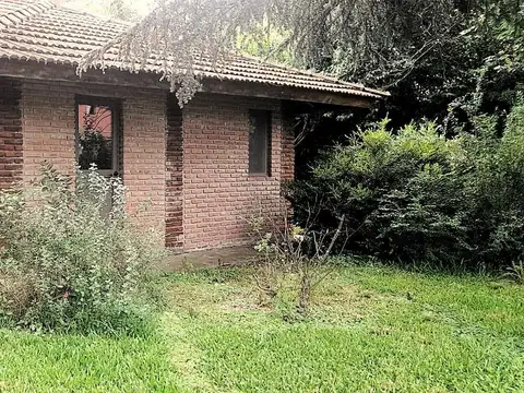 Venta Casa 2 ambientes sobre lote de 700 m2 en Parque Sakura, Exaltacion de la Cruz