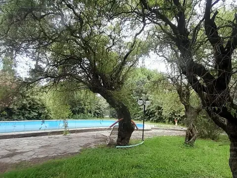 Venta Casa 2 ambientes sobre lote de 700 m2 en Parque Sakura, Exaltacion de la Cruz