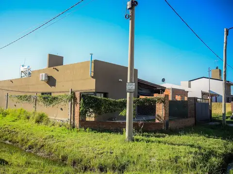 VENTA ! CASA EN ESQUINA TIERRA DE SUEÑOS 3