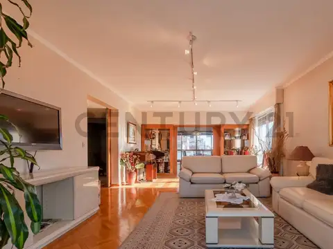 Departamento en Venta de 4 dormitorios