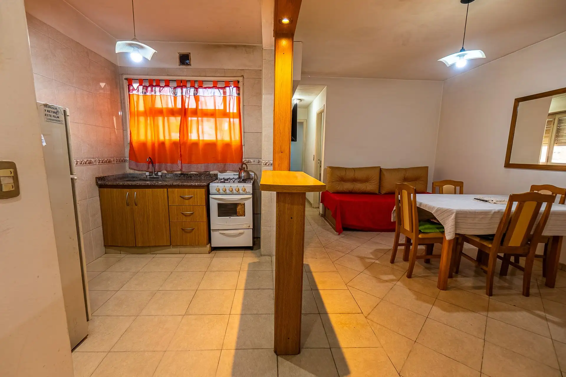 VENTA DEPARTAMENTO 2 AMBIENTES CENTRO LUMINOSO