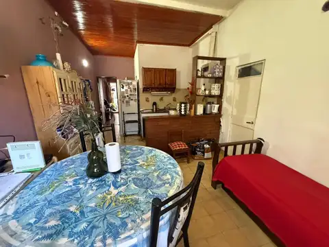 LISANDRO MEDINA 1600