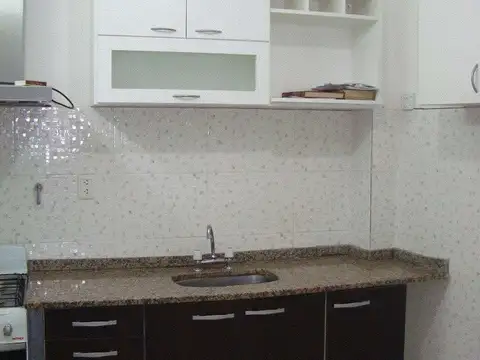 BOEDO. YAPEYU 400 DEPARTAMENTO 2 AMBIENTES PLANTA BAJA FRENTE