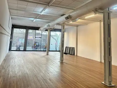 Santa Fe 1588 , Piso 0