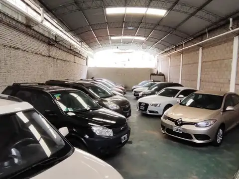 Galpón y Local Comercial s/ Avenida 332 m² - San Justo