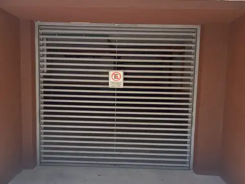 Cochera en Venta con acceso Horizontal