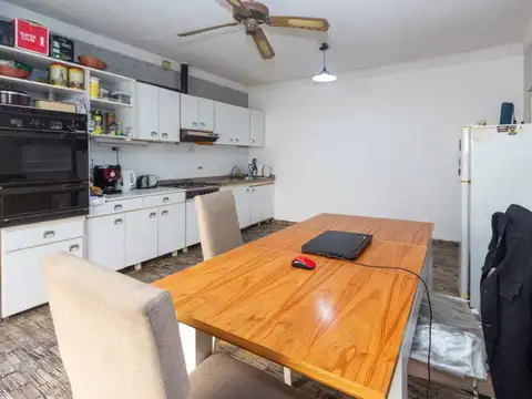 Venta Casa Multifamiliar Cochera Patio Y Terraza