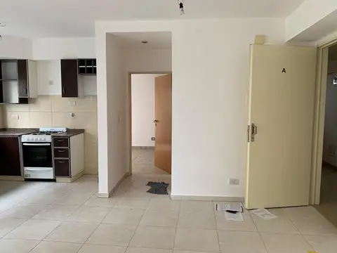 Castro Barros 1500, Piso 2