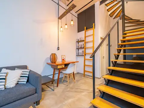 Depto Tipo Casa en Venta en Colegiales, USD 175.000