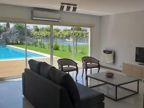 Casa amoblada de 5 ambientes