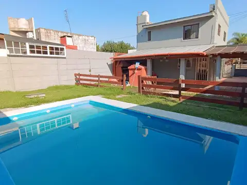 Casa 3 dor con Jardin y Pileta en Pilar