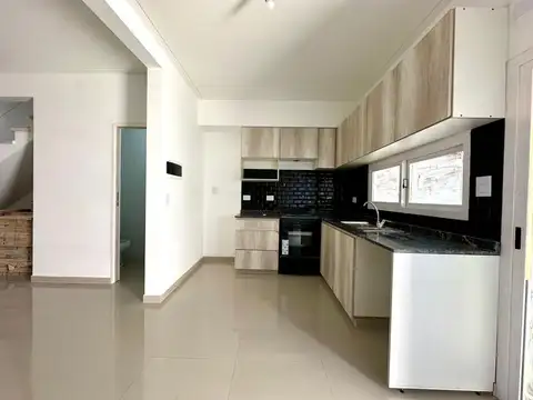Casa 3 ambientes con 3 baños
