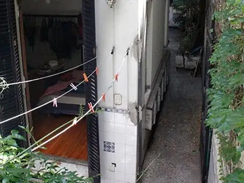 Casa 6 ambientes con 4 baños