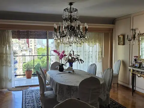 Departamento en Venta de 4 dormitorios
