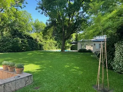 Casa en Venta con 1 cochera