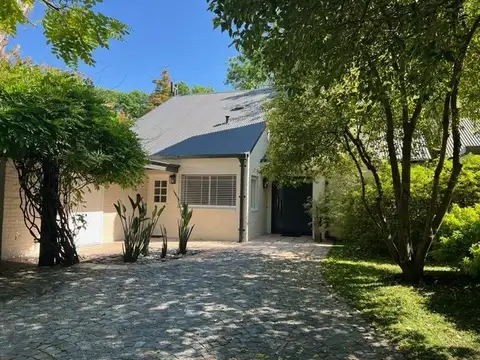 Highland Park C. C. 100