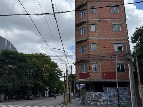 EDIFICIO EN CONSTRUCCION