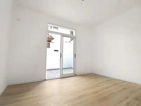 VENTA PH 3 AMBIENTES A NUEVO 2 PATIOS V PUEYRREDON