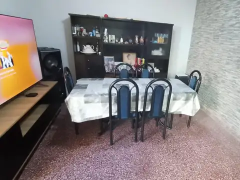 Depto Tipo Casa en Venta 40 años