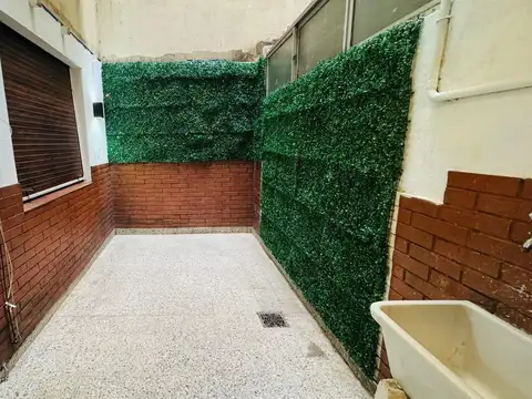2 Ambientes en VENTA PB con patio Belgrano