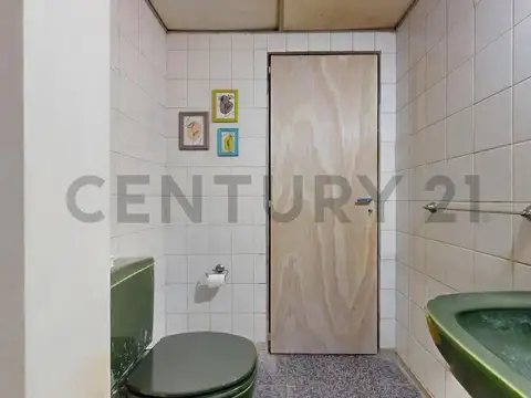 15 ENTRE 35 Y 36, CASA EN VENTA DE  3 DORMITORIOS + COCHERA. BARRIO NORTE, LA PLATA.