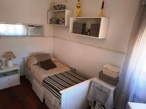 Depto Tipo Casa en Venta con 1 cocheras