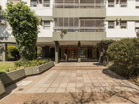 Crisólogo Larralde 3400