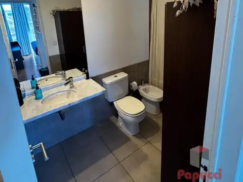 Departamento en Alquiler con 1 cocheras