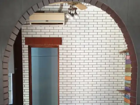 Casa en Venta en Temperley, USD 155.000