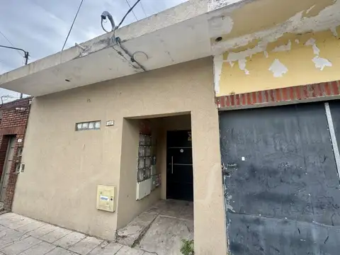 Echegaray 5100, Piso PB