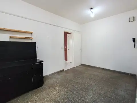 Departamento en Alquiler en Villa Luro, $ 650.000