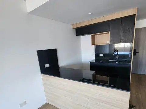 Arismendi 2600, Piso 5