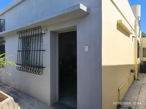VENTA CASA DE PASILLO-2 DORMITORIOS