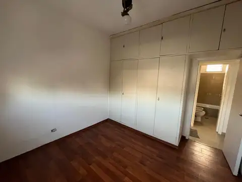 Departamento en Alquiler en Villa Devoto, $ 700.000