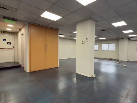 Excelente galpón en alquiler - Av. Champagnat al 3300 - Mar del Plata