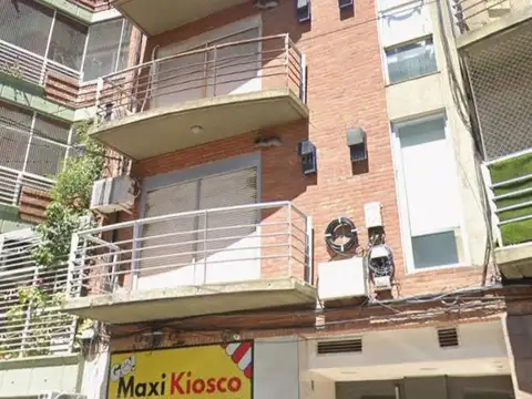 Departamento 2 Amb con Balcón al Frente