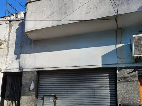 General Vedia y Av Mitre 100