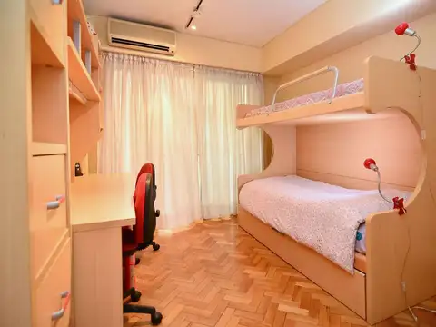 Departamento en Alquiler con 1 cocheras