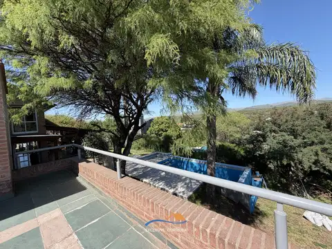 Casa en Alquiler de 4 dormitorios