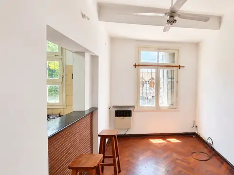 Departamento 2 ambientes en Castelar Sur