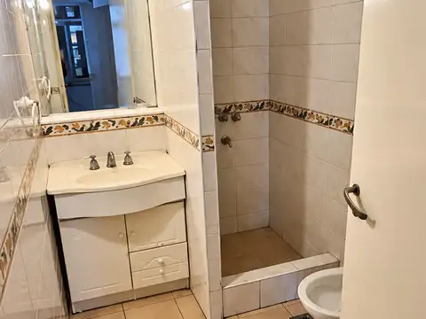 Departamento 2 ambientes en Castelar Sur