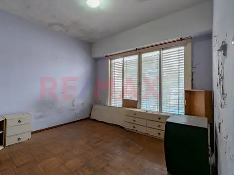 VENTA CASA EN LOTE PROPIO PARQUE CHAS.