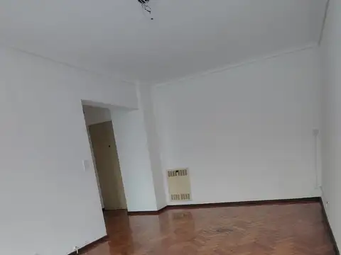 Departamento 1 dormitorio con balcón