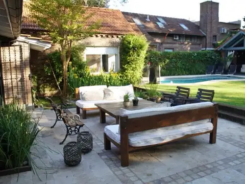 Casa en Lomas Jockey