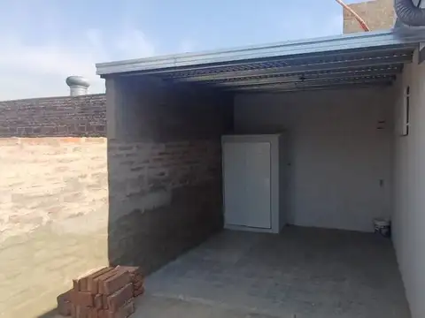 Depto Tipo Casa 4 ambientes con 1 baño