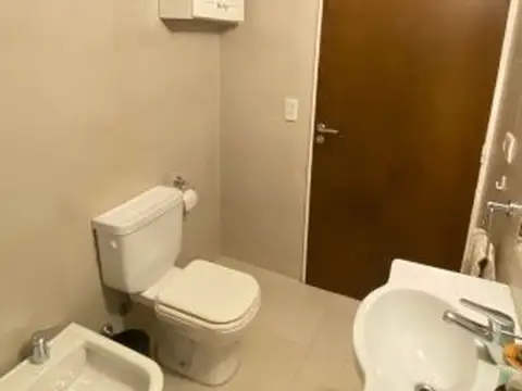 MONOAMBIENTE AMPLIO DIVISIBLE CON BALCON EN RECOLETA